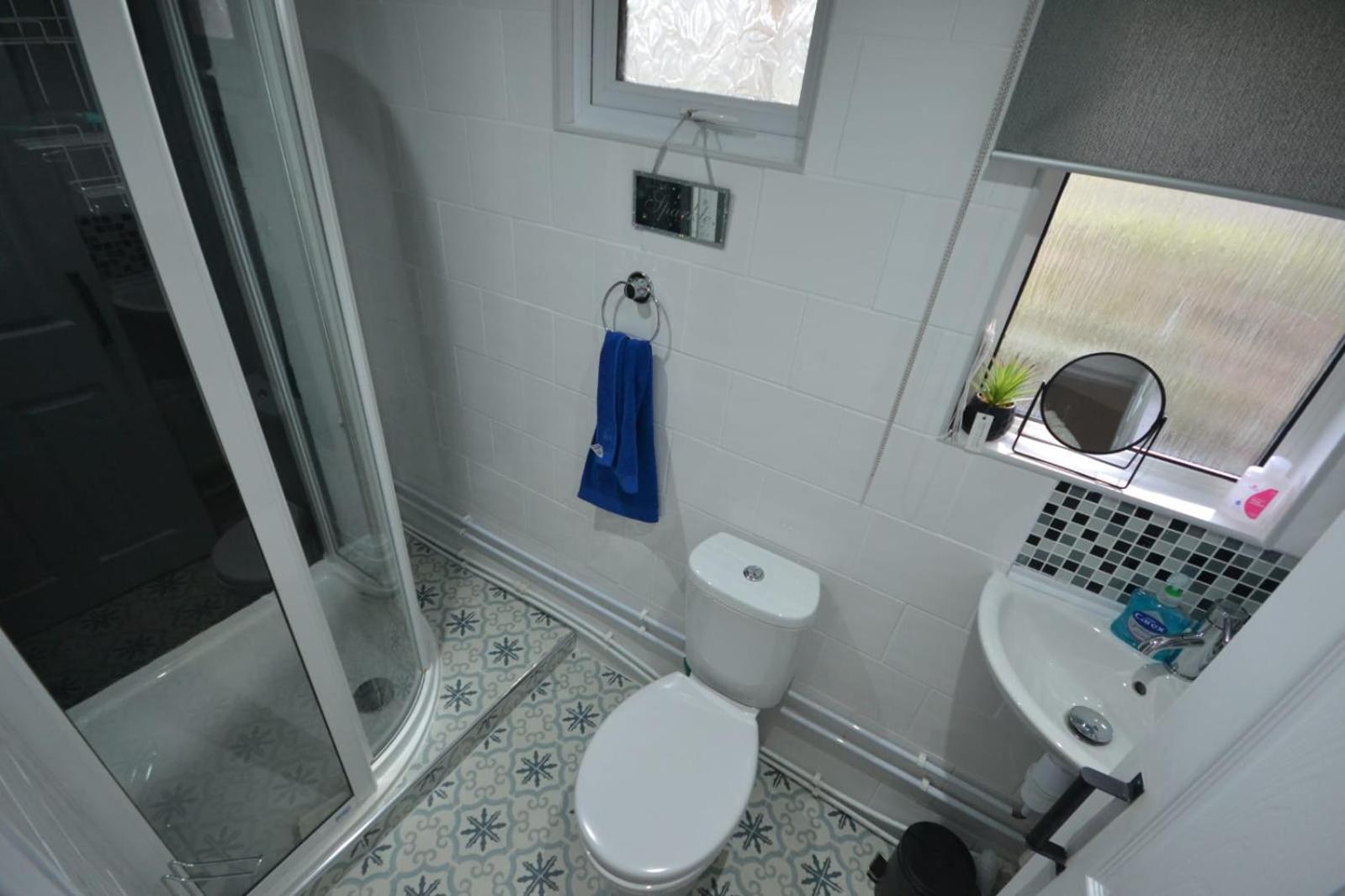 Stunning 2-Bed Cabin In Nantglyn Denbigh Kültér fotó